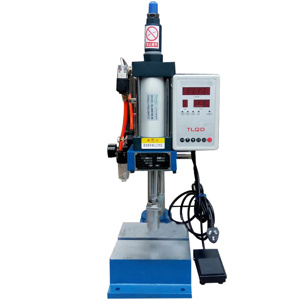 200kg Single Column Type Pneumatic Press Machine 15*13.5cm Type Punch