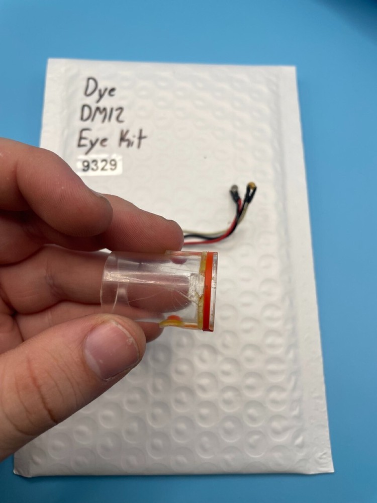 Dye DM12 Eye Kit