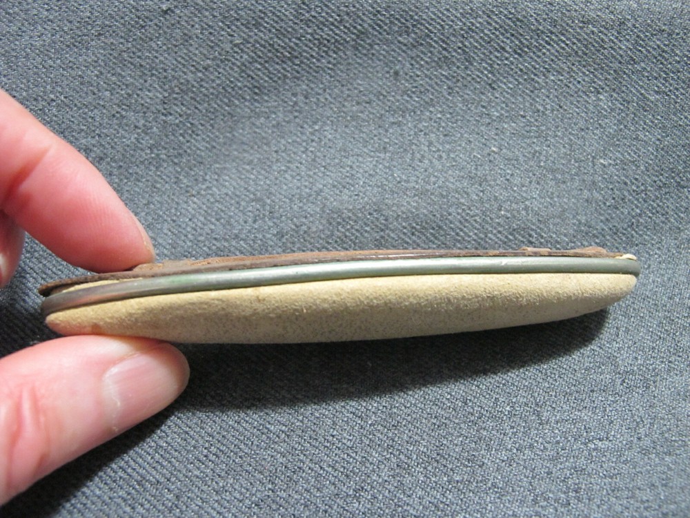 Antique lift up handle genuine leather nails buffer
