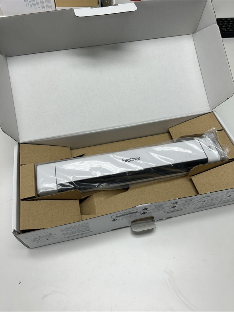 Brother DS-640 Compact Mobile Document Scanner - White