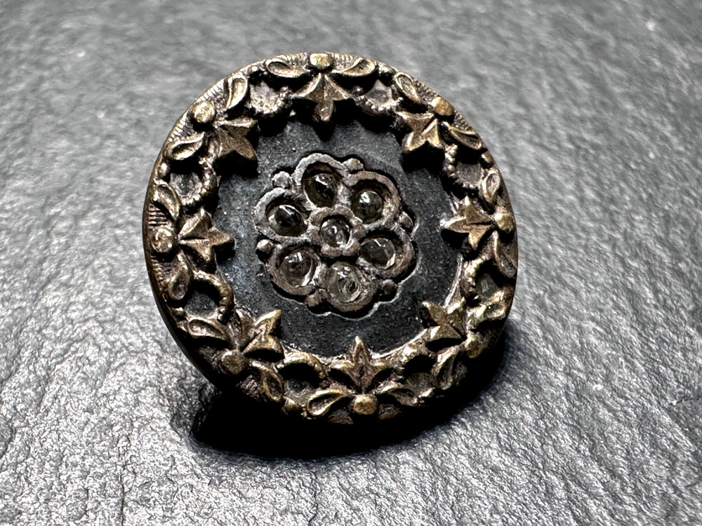 5 ANTIQUE LOOP SHANK BUTTONS: ROUND FLORAL WITH PETITE CLEAR INSERTED PETALS
