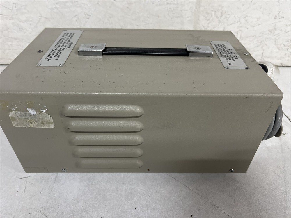 OLYMPUS CLK-3 COLD LIGHT SUPPLY ENDOSCOPY LIGHT SOURCE 7540678