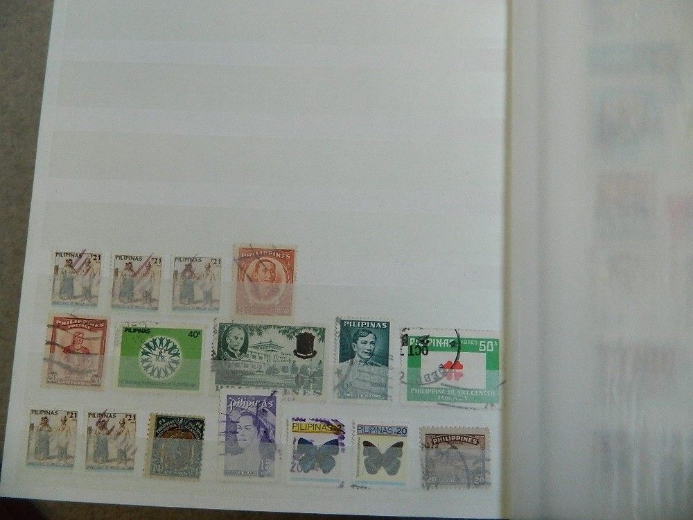 BRITISH COMMONWEALTH STAMPS COLLECTION IN STOCKBOOK