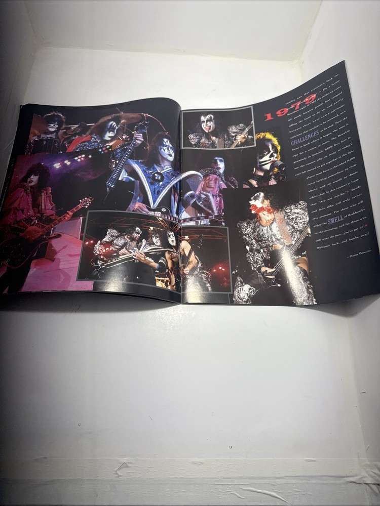 KISS - ALIVE WORLDWIDE 1996 - 1997 TOUR + CALENDAR CONCERT VG+ CONDITION