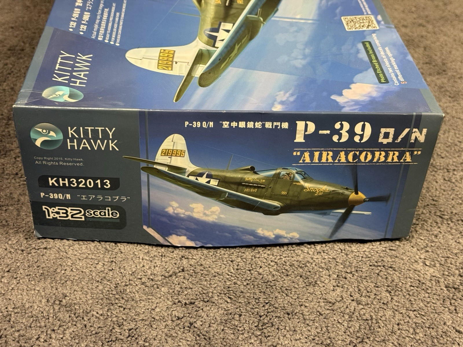 Kitty Hawk 32013 1/32 P-39Q/N Airacobra 1943 Model New Open Box Sealed Parts