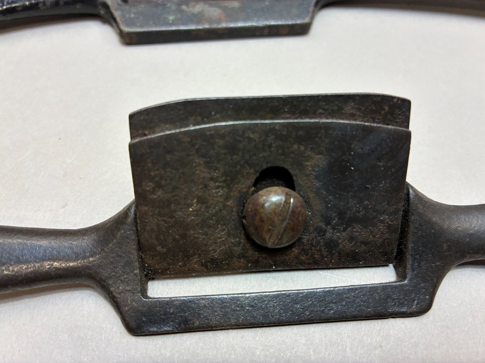 2 E F DIXIE SPOKE SHAVES