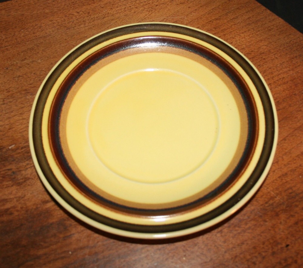 Stoneware Dinner Ware Independence by Interpace (18) Yellow Ware
