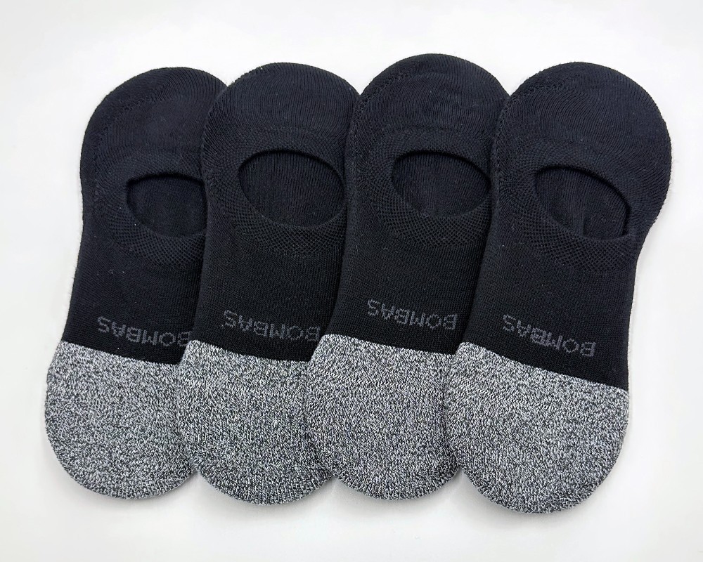 4 pairs Bombas Women's Cushioned No Show Socks Everyday Size Med 8-10.5 black