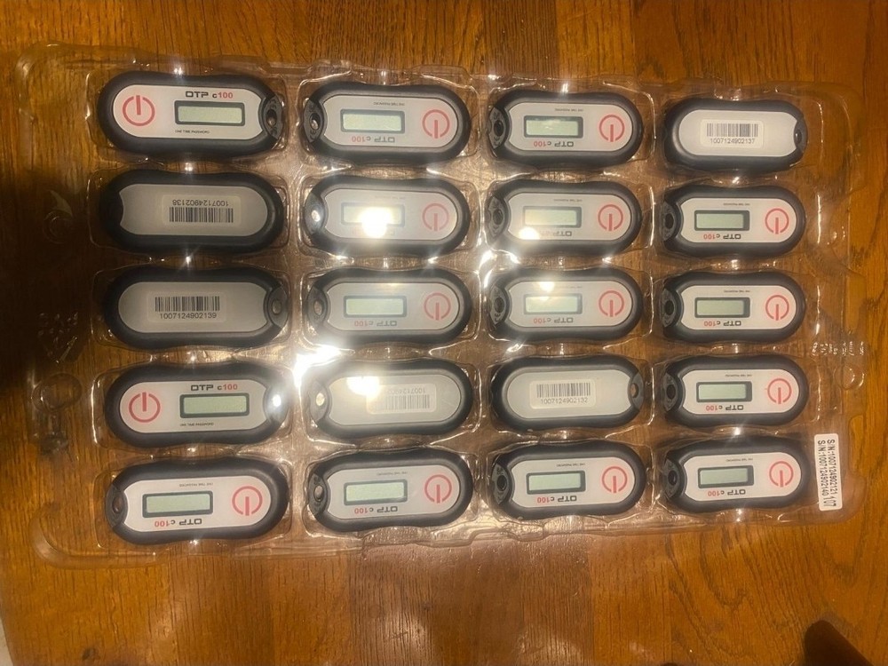 Feitian OTP C100 One Time Password Code Generator (Passcode Security)