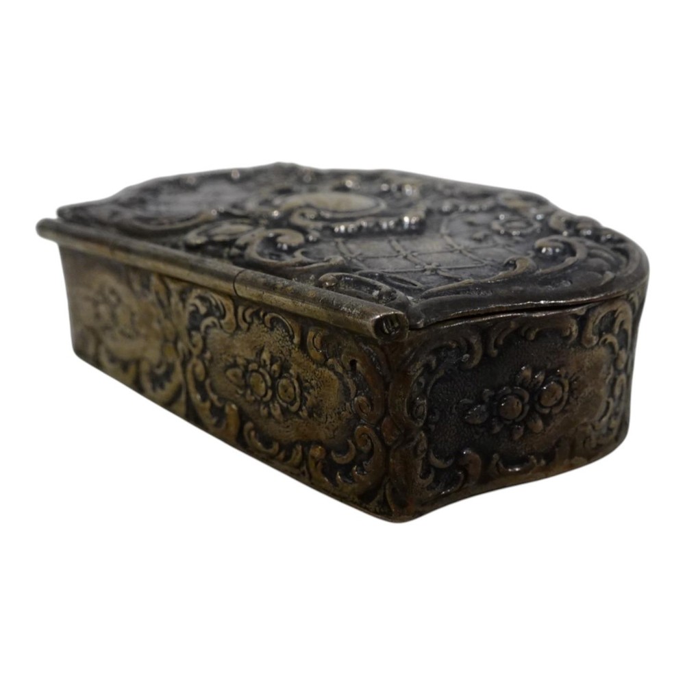 Silverplated Repousse Hinged Lid Snuff Trinket Box w Floral Pattern