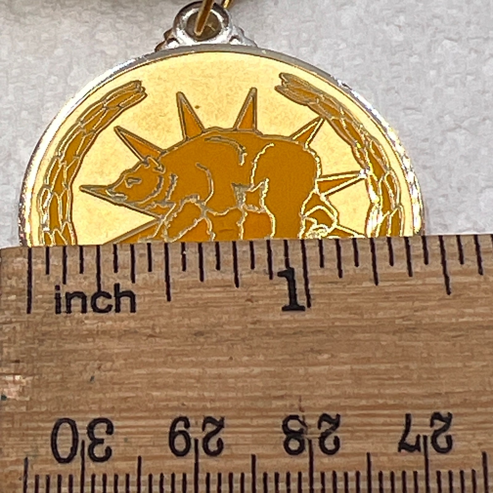 Vintage Military Order of the GOLDEN BEAR Fraternal Award Medal with ribbon MOGB