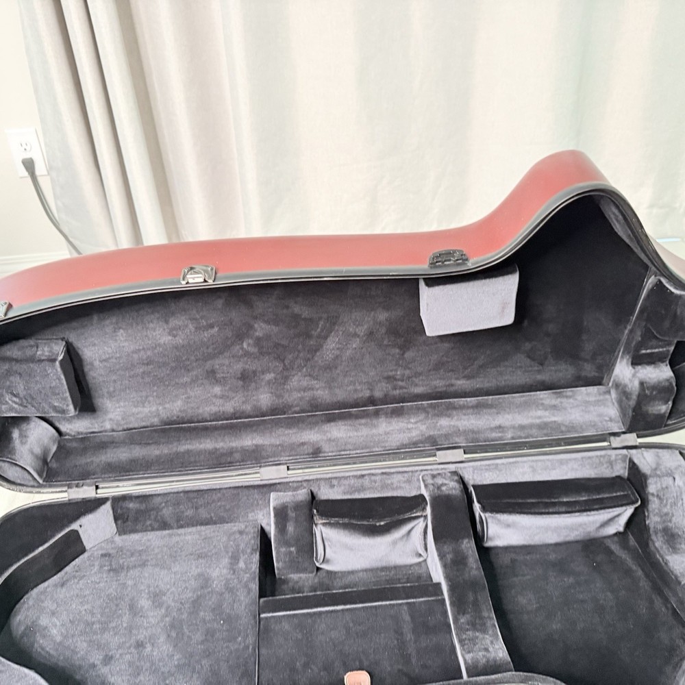 Crossrock Low A Baritone Saxophone Case with Wheels | Polycarbonate Hard Shell
