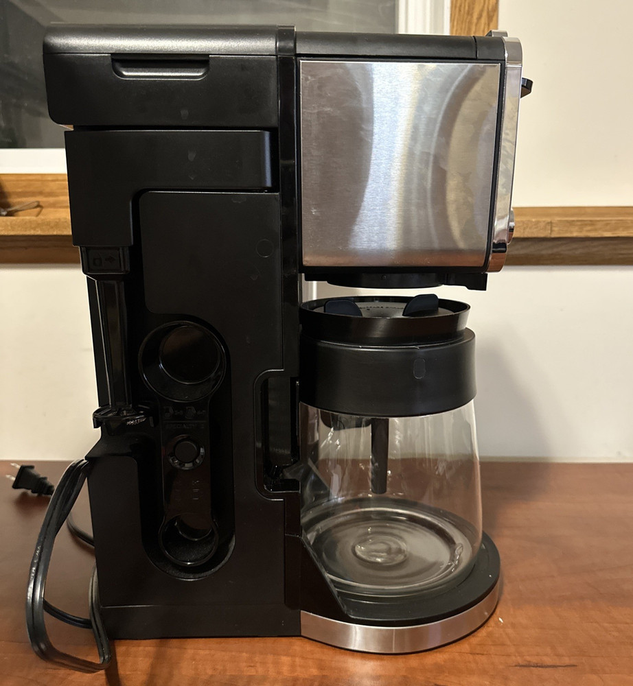 Ninja DualBrew Grounds & Pods Speciality Coffee Maker, CFP451A