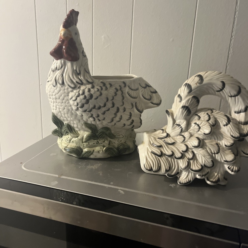 Medium Ceramic Rooster And Hen with Cookie Jar/Canister