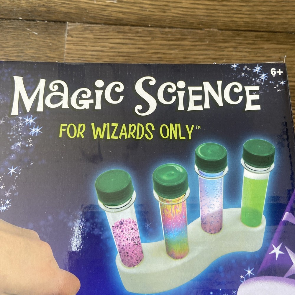 Scientific Explorer Magic Science for Wizards - TPOO-24 {D3}