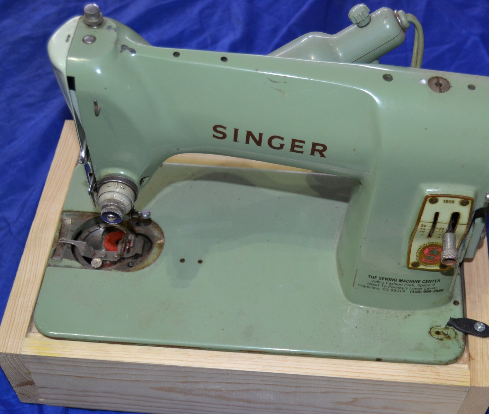 BASE WOOD w/HINGES SINGER SEWING MACHINES 28/128-99-185-SPARTAN OTHER PLEASE ASK