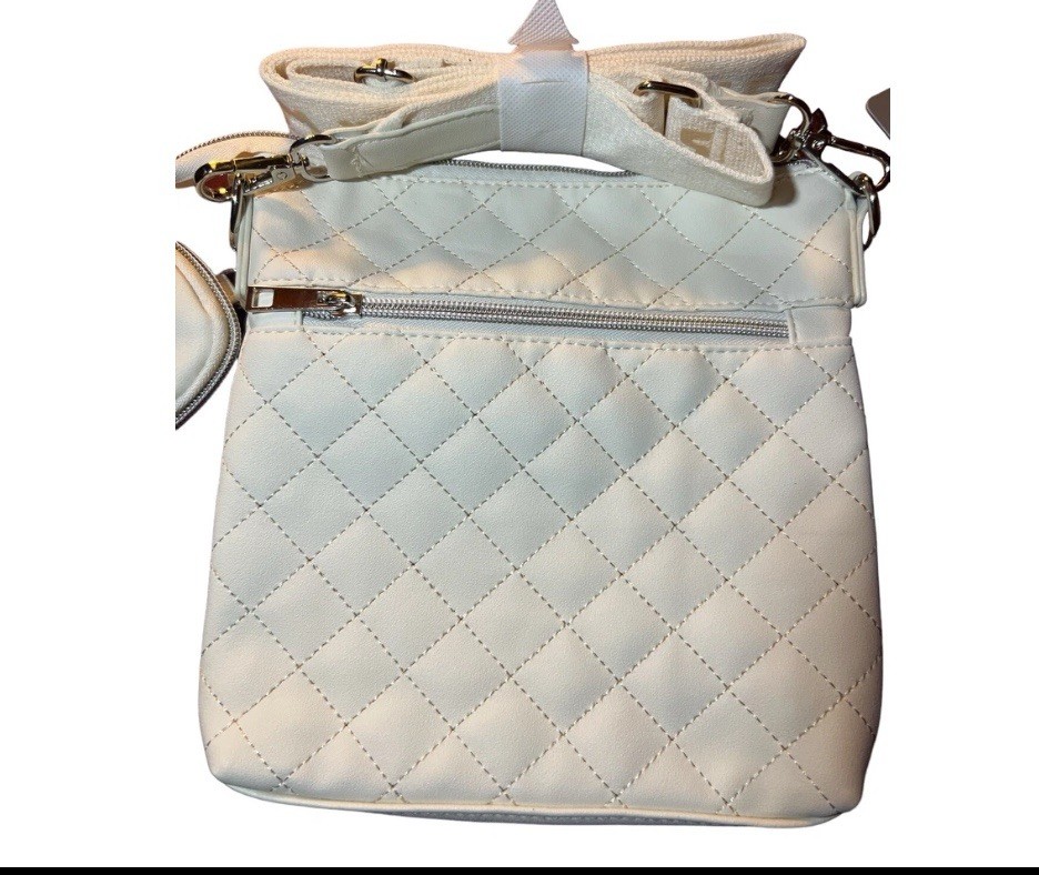 Disney Parks 2023 Star Wars Grogu Crossbody Bag with Coin Purse White