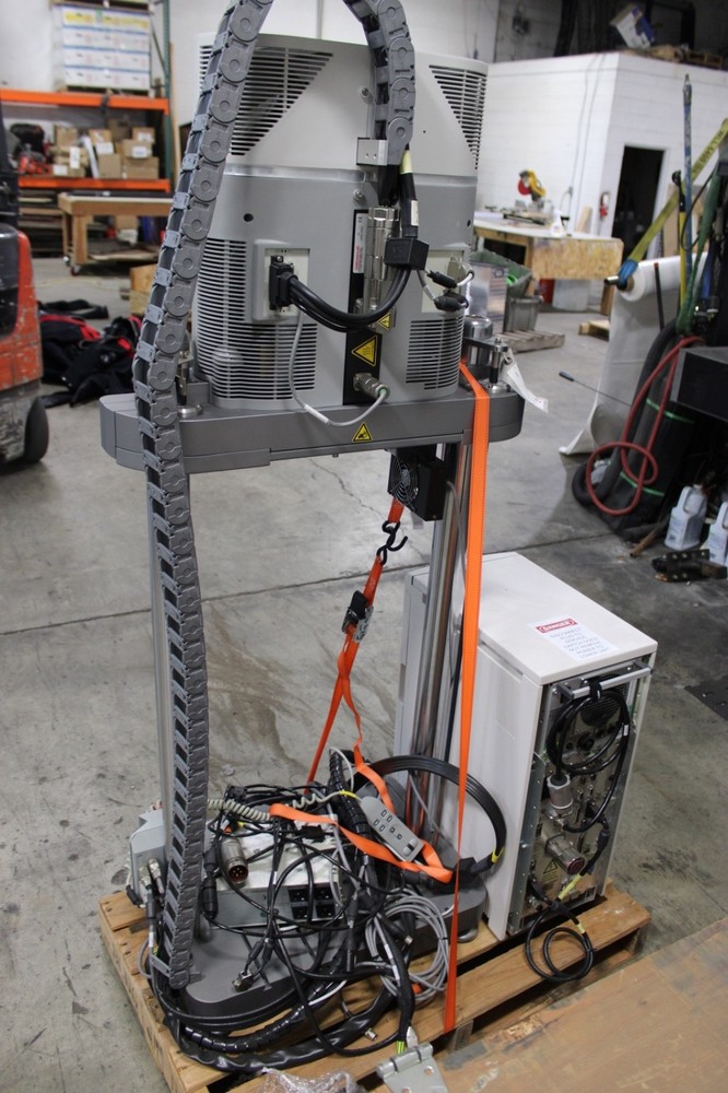 Instron Dynamic and Static Testing MACHINE E3000