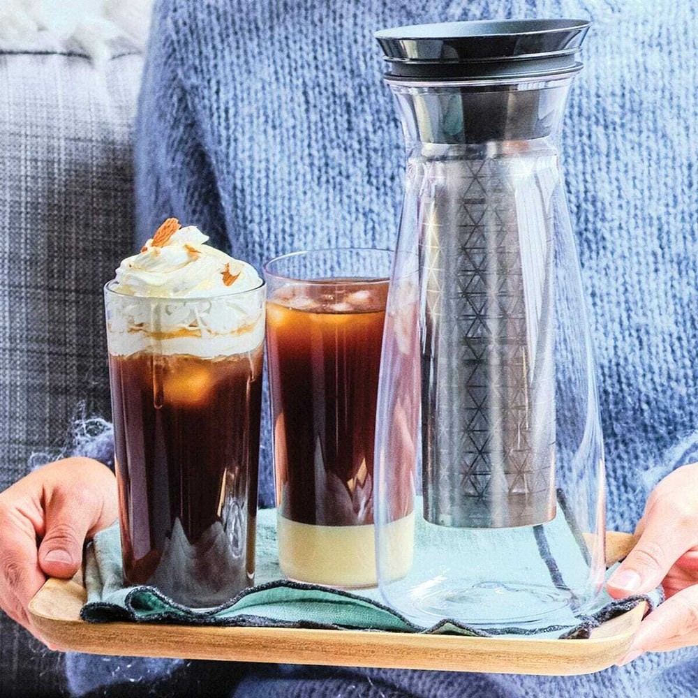 NEW tupperware cold brew coffee or tea carafe