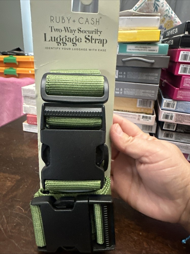 NEW Ruby Cash  2-Way Security Luggage Strap. Green W/black Hardware.