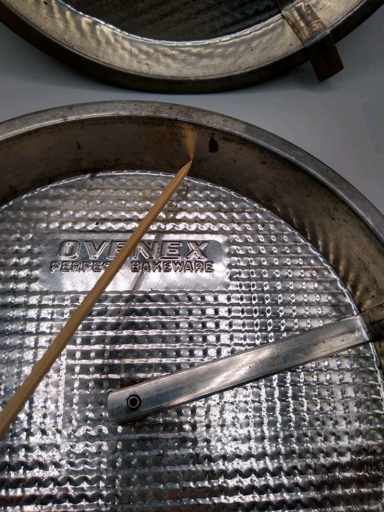 Two Vintage OVENEX Cake Pans Slider Release waffle pattern make 8.5" cake