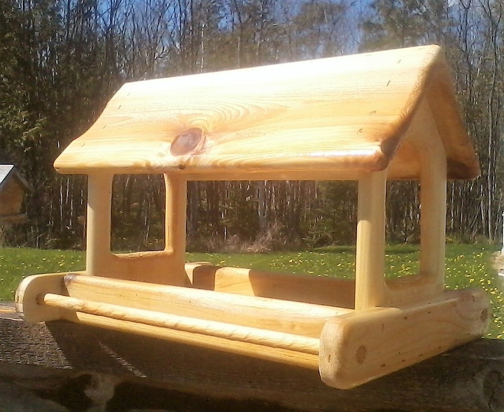 Extra large, cedar wood fly through, platform bird / squirrel feeder, TBNUP #1