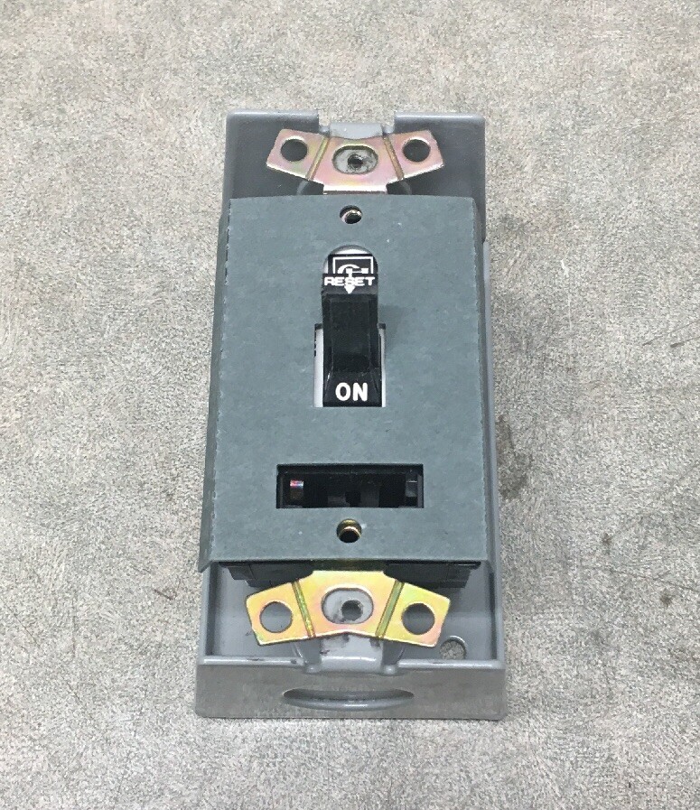CUTLER HAMMER MST01SN MANUAL MOTOR STARTER (L)