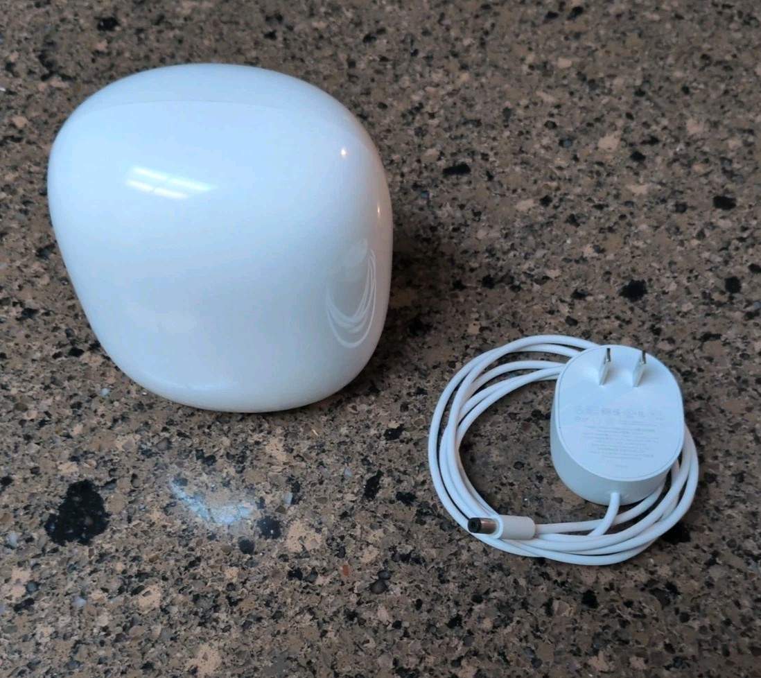 Google Nest Pro 6E G6ZUC Wi-Fi Mesh Router - White Tested Works