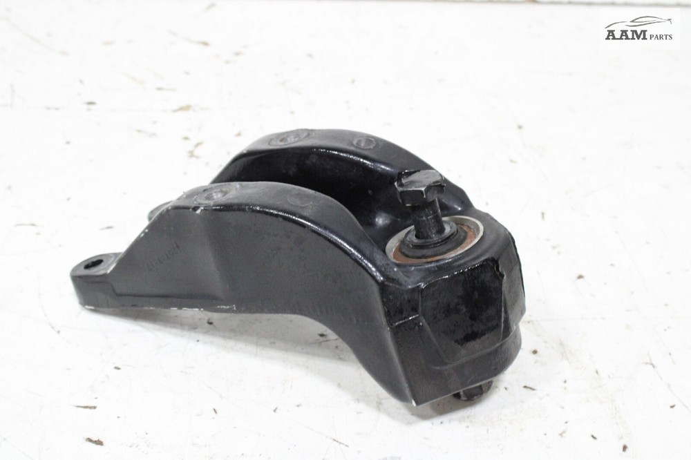 2018-2024 FREIGHTLINER CASCADIA FRONT LEFT SIDE SPRING SHACKLE BRACKET OEM