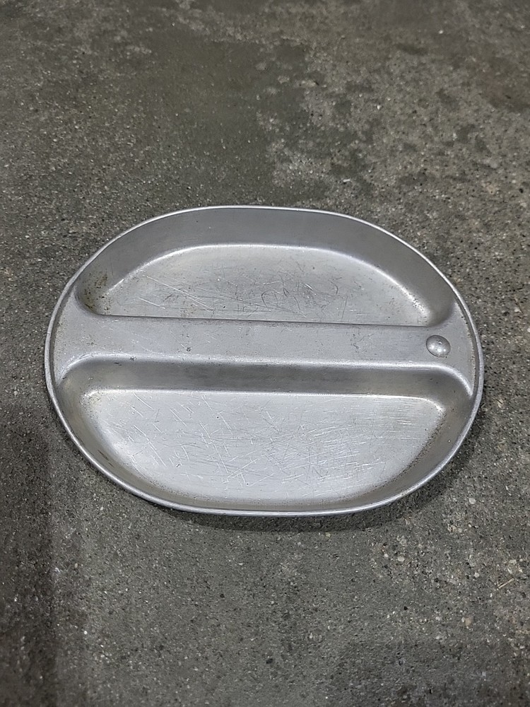 ORIGINAL WWII US ARMY & MARINE MESS KIT-DATED 1944