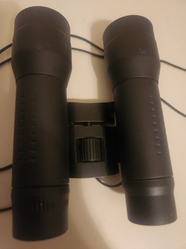 TASCO ES16X32 Essentials Binocular