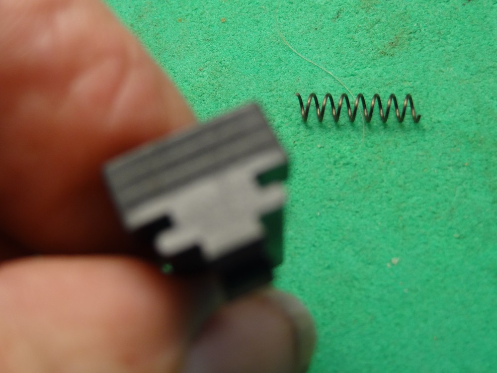 Winchester 1500 Carrier Release w/ Spring (Plastic)