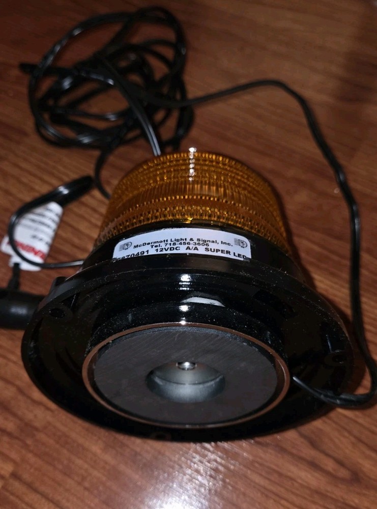 EMERGENCY STROBE LIGHT for Vehicles .NEW. MCDERMOTT Lighting