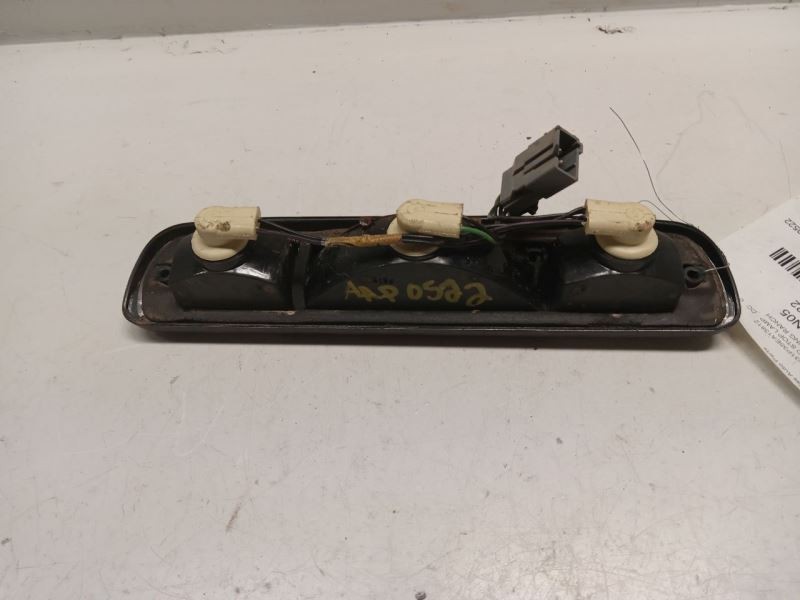 F350SD 2005 High Mounted Stop Light 351551
