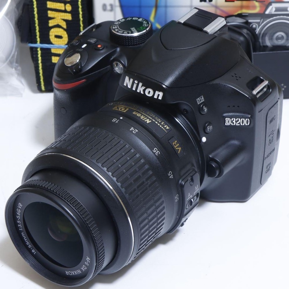 Nikon D3200 708017