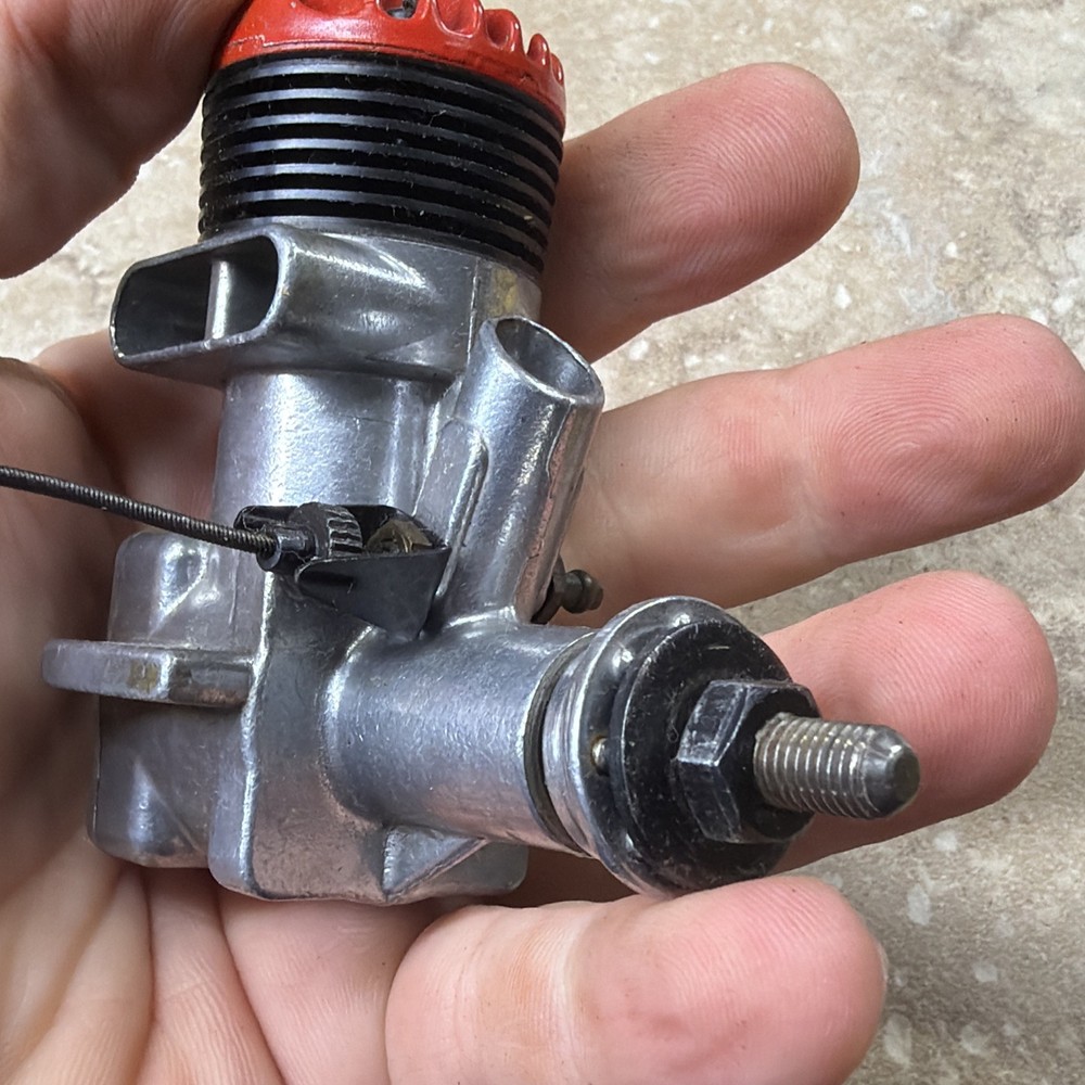 Vintage McCoy 35 Red Head RC Model Airplane Engine Motor Has Compression