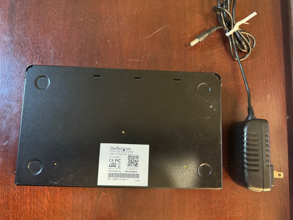 StarTech HDMI 2.0 Switch - 4 Port - 4K 60Hz - HDMI Automatic Video Switch Box