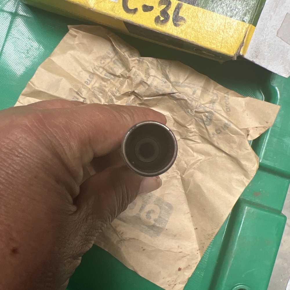 John Deere Valve - AR103265