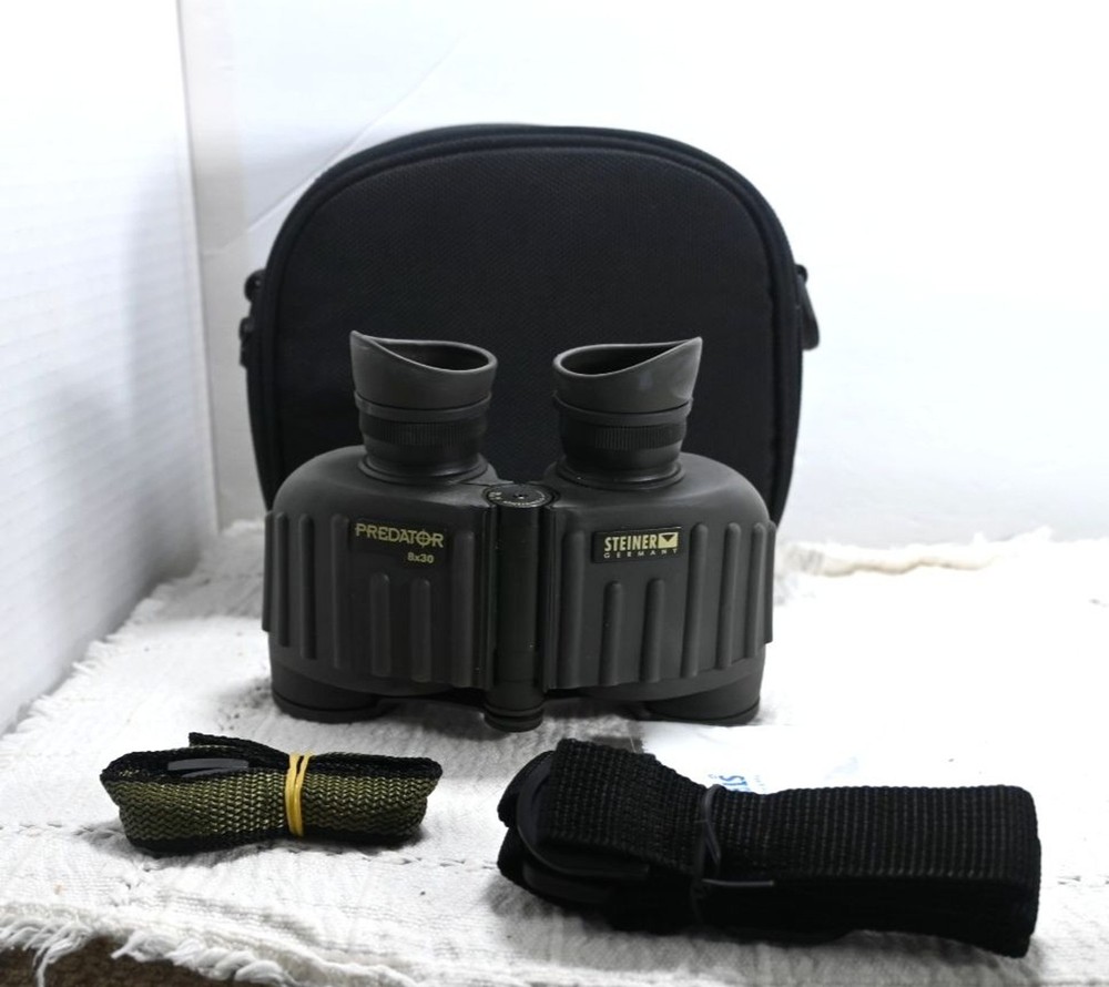 Steiner Predator binoculars made in Germany with case