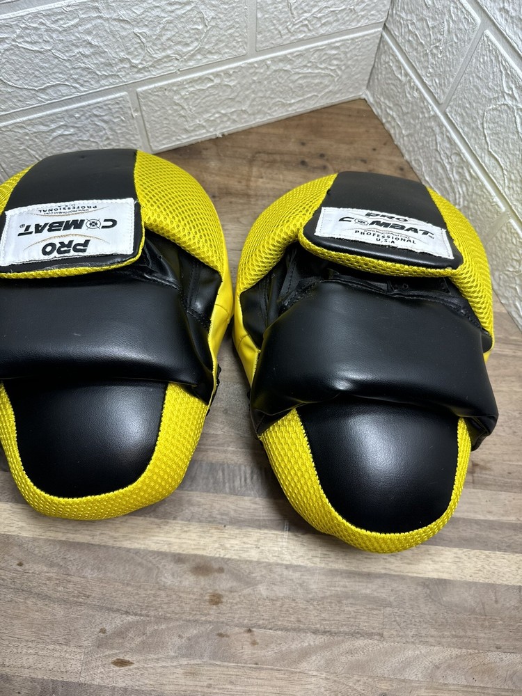 Pro Combat USA Punch Mitts Pair