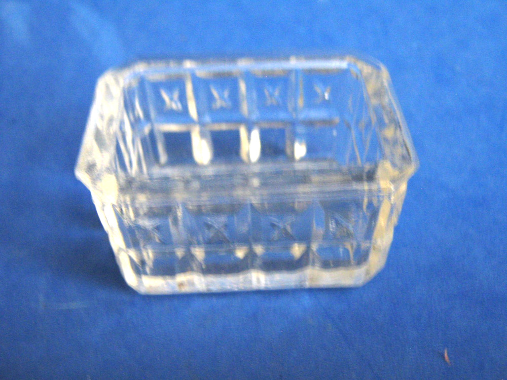 RECTANGULAR PRESSED GLASS OPEN SALT CELLAR w/SQUARE DESIGNS & "X's", c1900