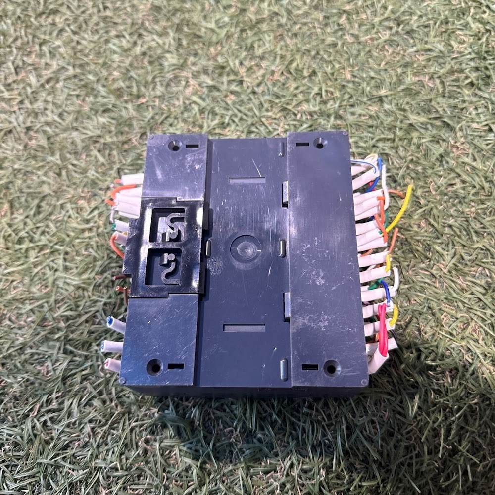 KEYENCE KV-40DT PLC Programmable Logic Controller w/ Display USED