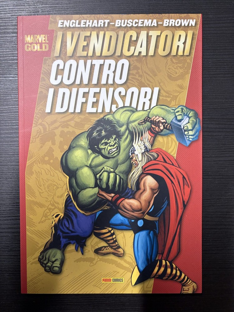 AVENGERS VS DEFENDERS - Marvel Gold 2008 - PANINI