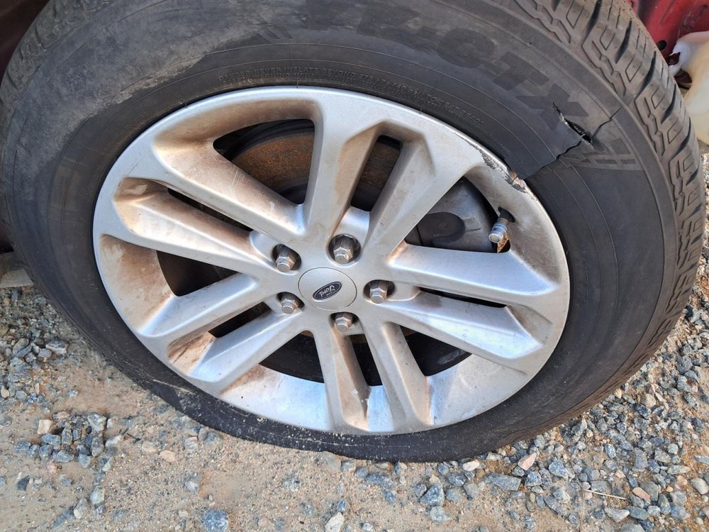 EXPLORER 2012 Glove Box 4854484