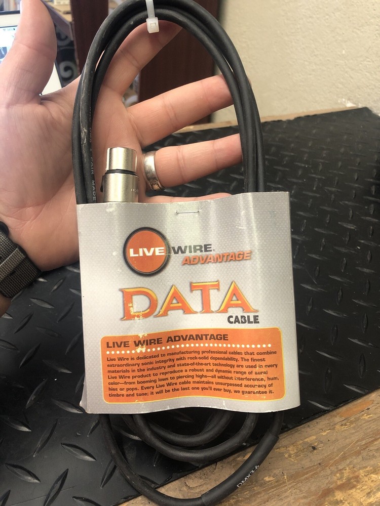 Live Wire Advantage Data Cable DMX3-6 XLR Cable 6FT