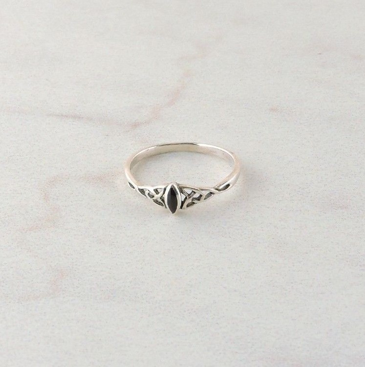 Sterling Silver Celtic Black Onyx Ring - Free Gift Packaging