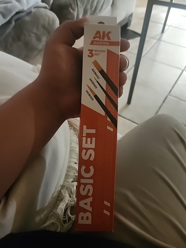 AK Interactive AKB104 Basic Brushes Set (3pcs) - US