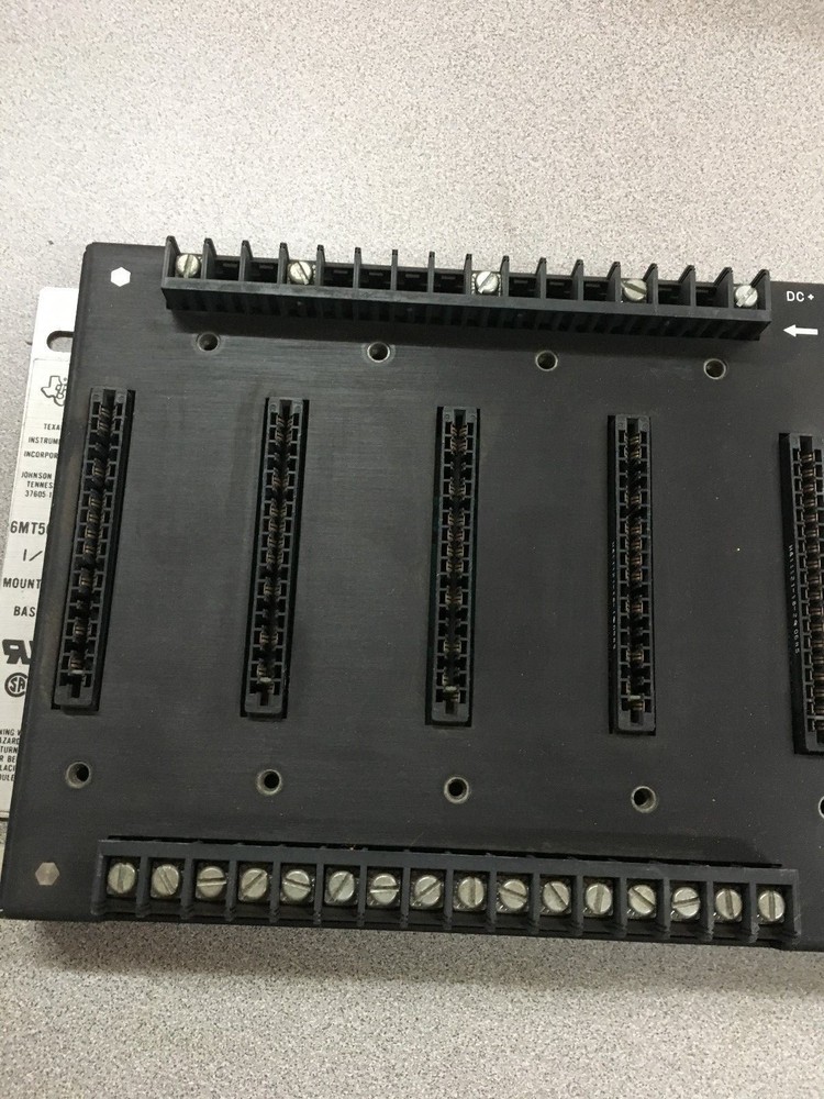 USED TEXAS INSTRUMENTS I/O MOUNTING BASE 6MT50-2