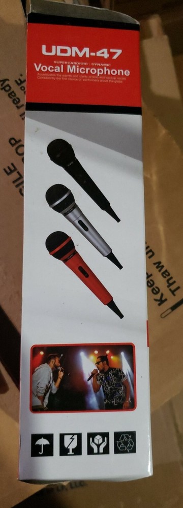UDM-47 Vocal Karaoke Microphone RED