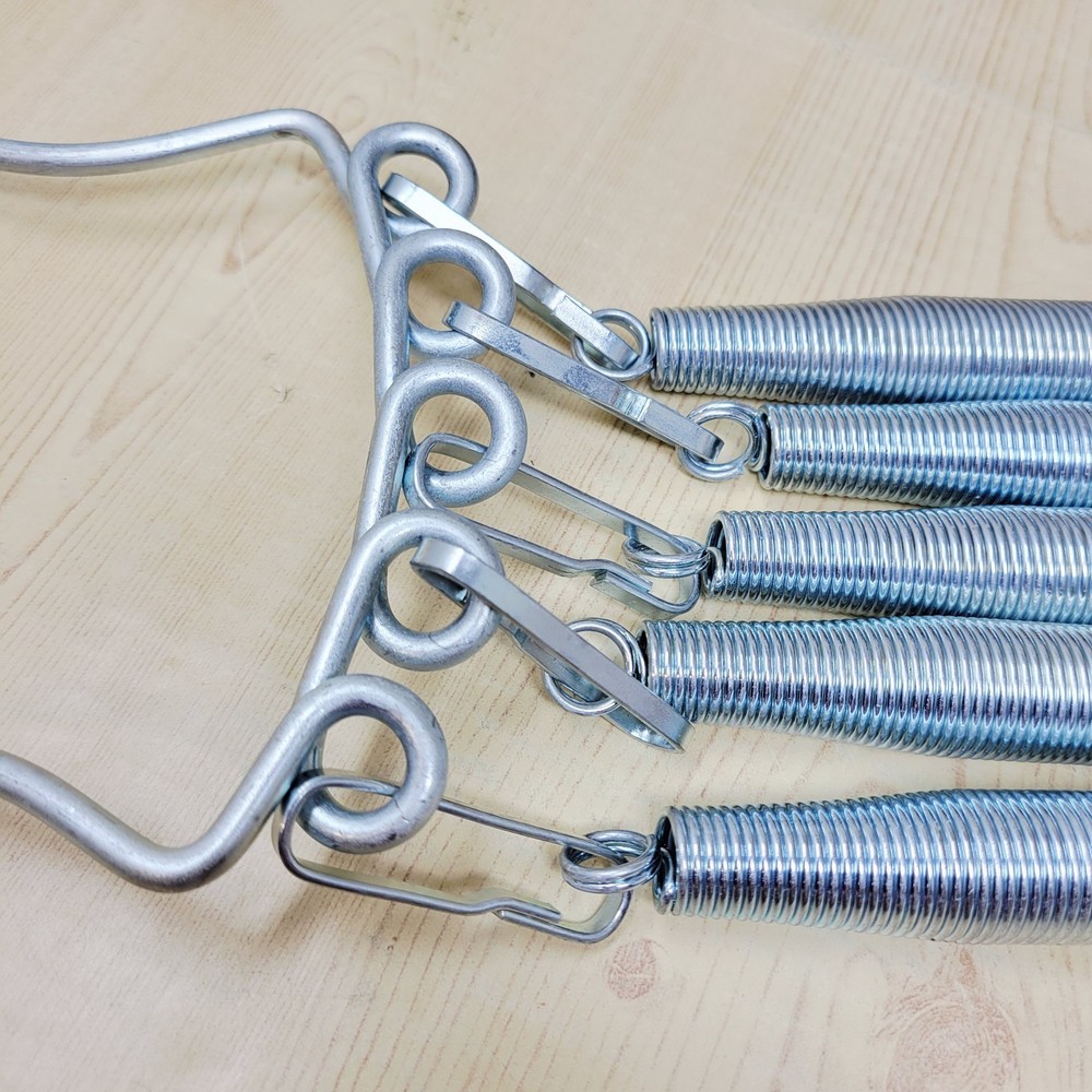 Vintage 1970s DP 5 Spring Chest Pull Expander Exerciser in Original Box